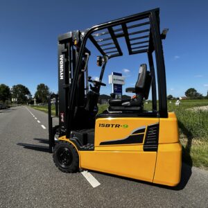Elektrische heftruck 1.5 ton (ideaal voor smalle ruimtes)