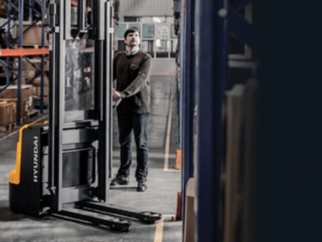 Elektrische stapelaar 1,2 ton huren – Hyundai 12ES-X
