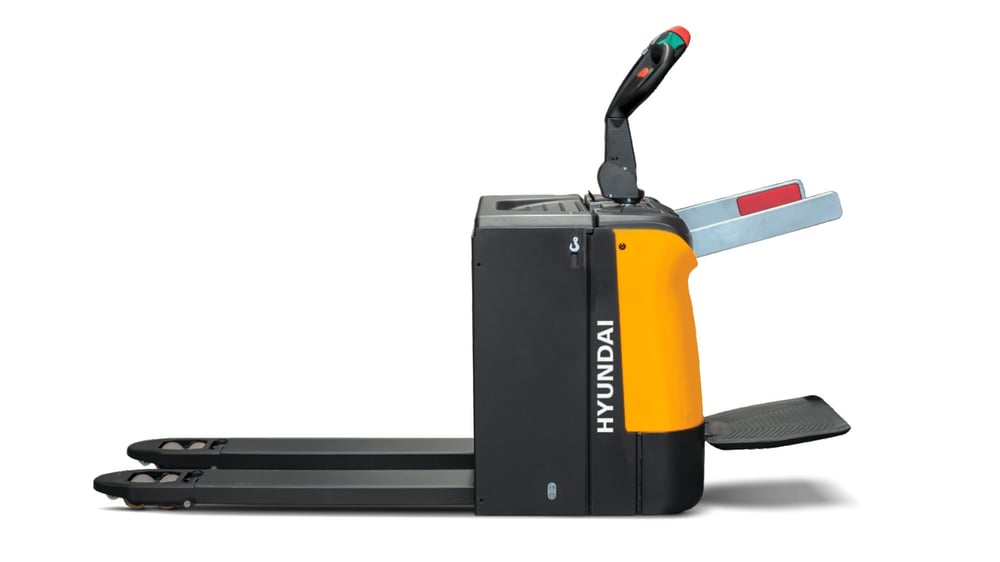 2.5-tonne ride-on pallet truck rental: Hyundai 25EPR-X